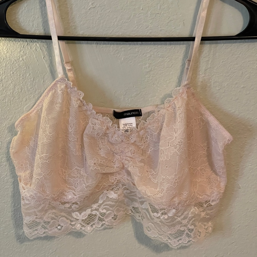 Woman’s Lacy Bralette - Size XL
